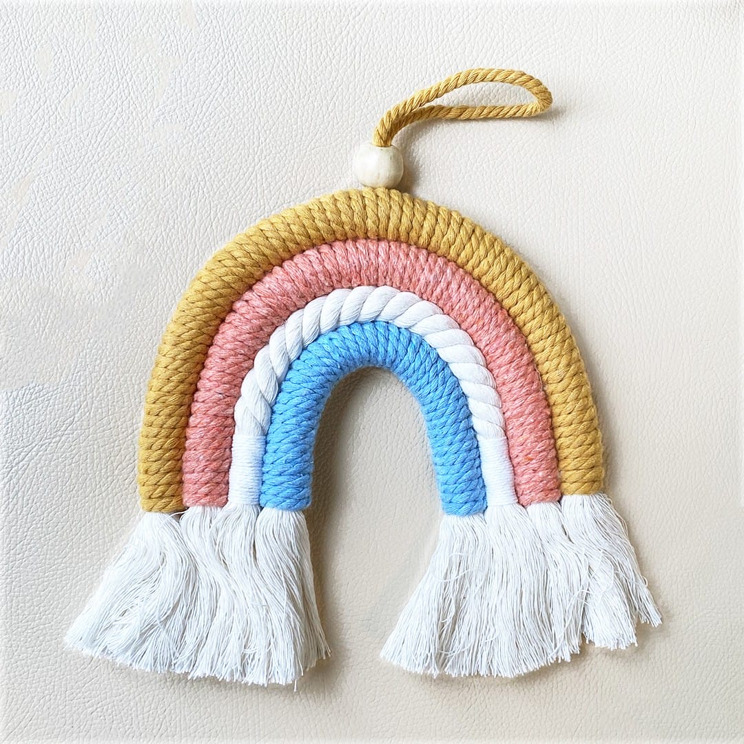 Decorative macrame rainbow