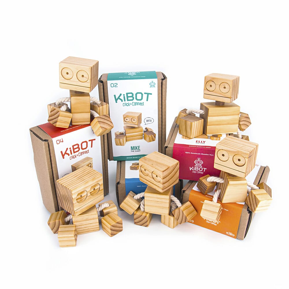 Click and connect magnetic wooden robots